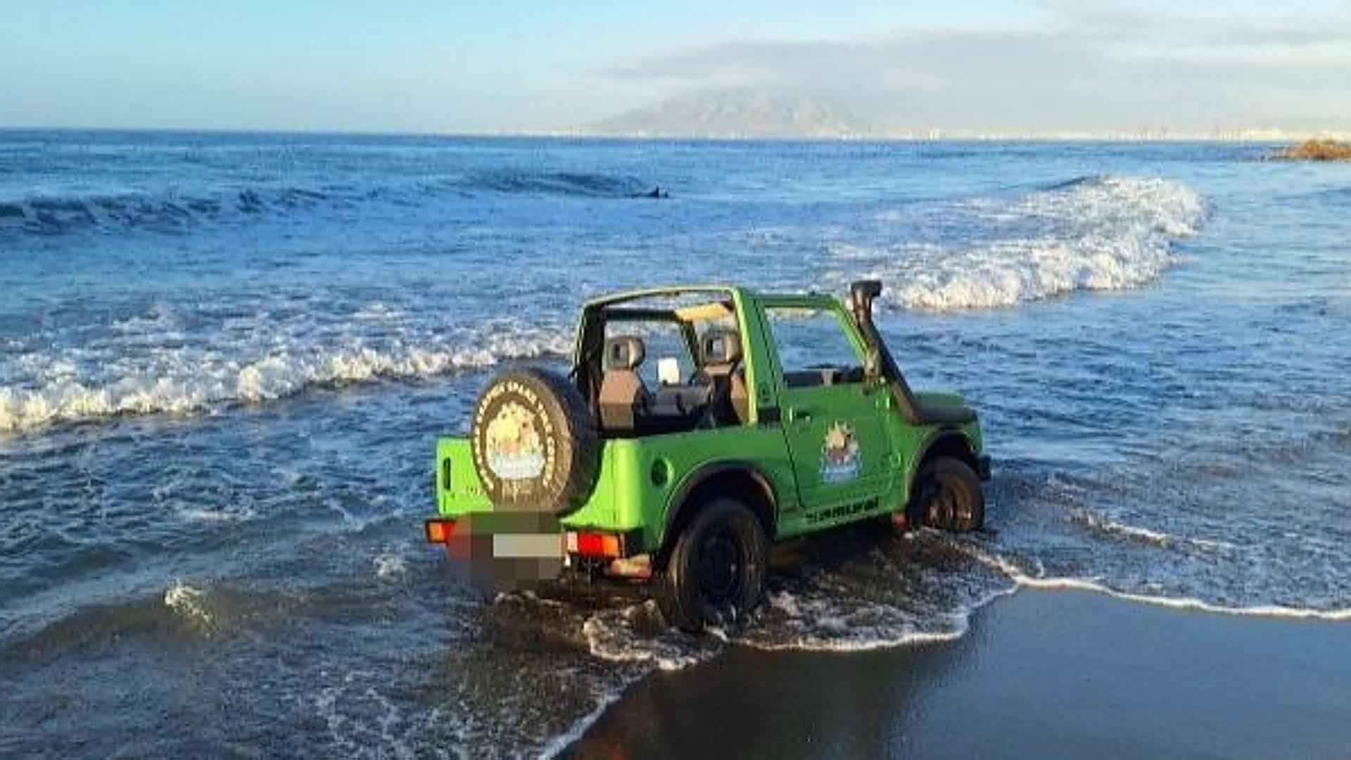 This is the moment a stranded driver was rescued from his vehicle in